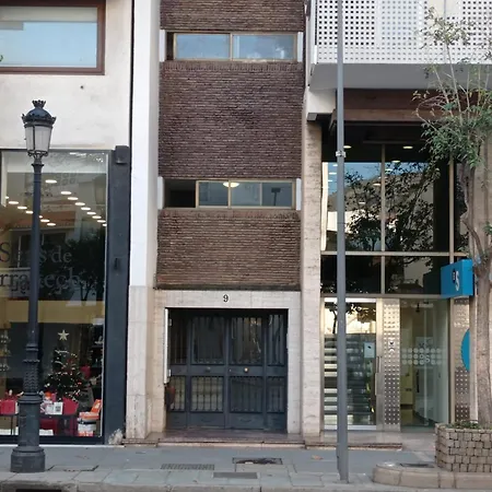 Estudio Cosmopolita 2 *